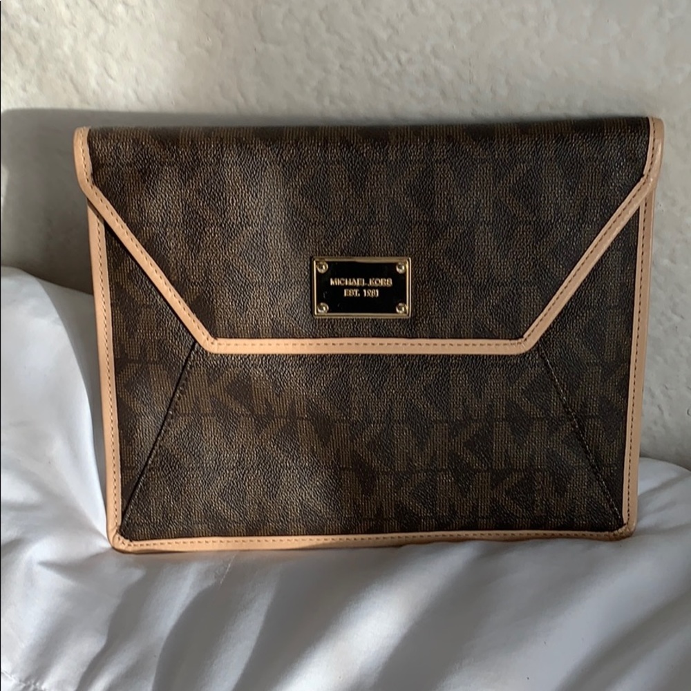 Michael Kors Clutch/Tablet Case